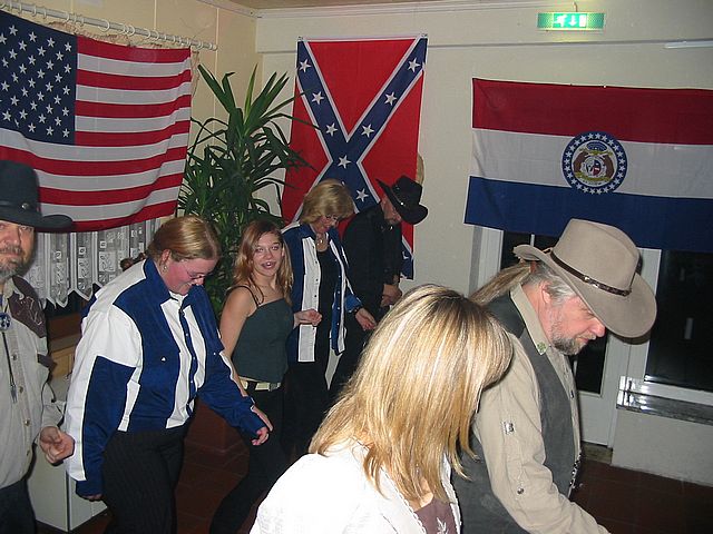 (C) holzweiler-city.de 2006