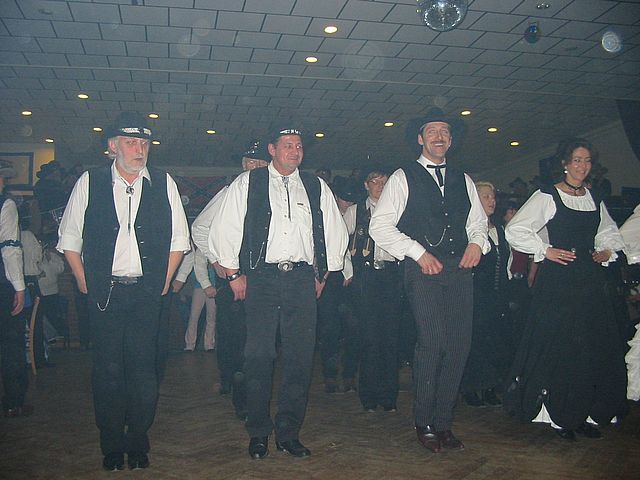 (C) holzweiler-city.de 2006