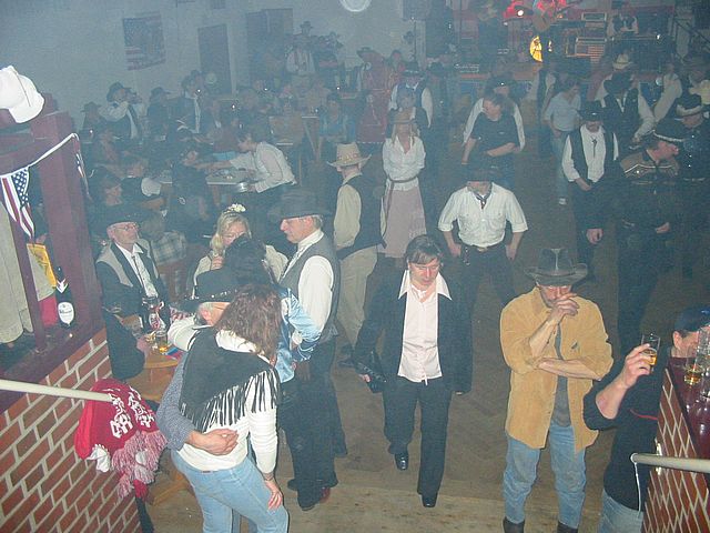 (C) holzweiler-city.de 2006