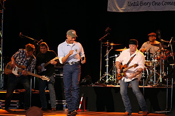 (C) Jodie - real good countrymusic