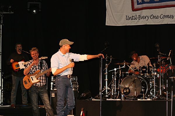 (C) Jodie - real good countrymusic