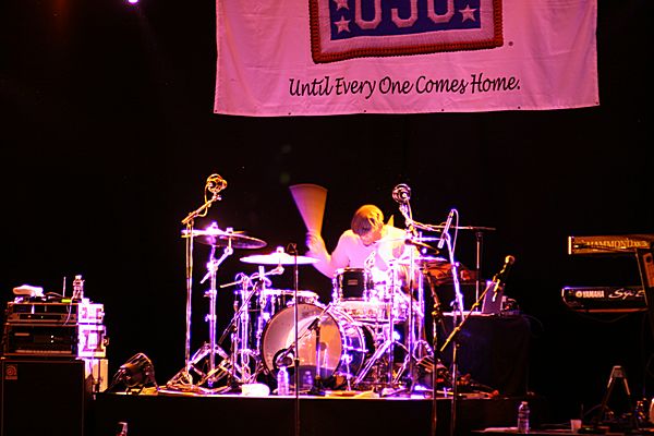 (C) Jodie - real good countrymusic