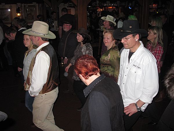 (C) holzweiler-city.de