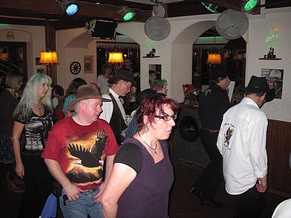 (C) holzweiler-city.de