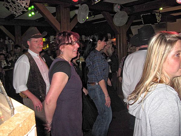 (C) holzweiler-city.de