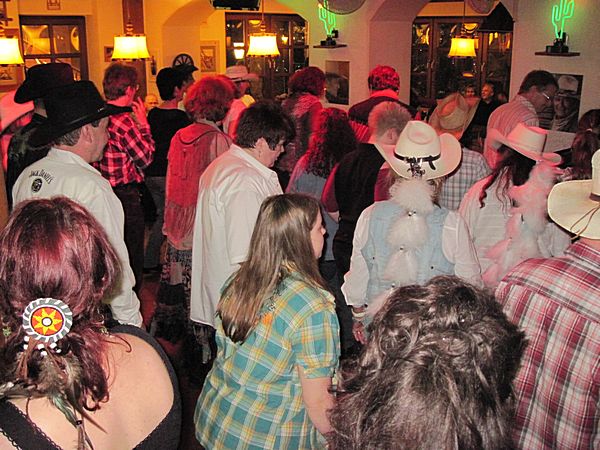 (C) holzweiler-city.de