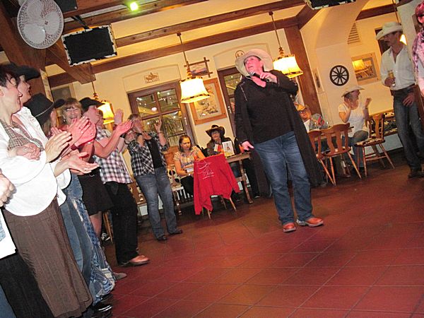 (C) holzweiler-city.de