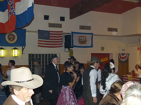 (C) holzweiler-city.de