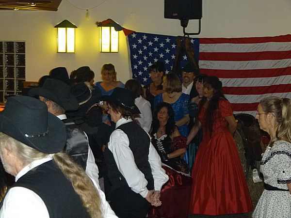 (C) holzweiler-city.de