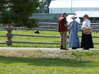 gekleideten Mitarbeitern