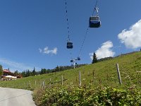 mit dieser Gondel fuhren wir hoch