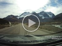 202209261101 1274 AnkunftIcefieldInformationCentre  arriving Icefield Information Centre