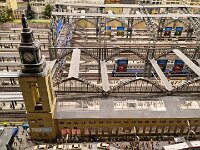 in den Videos sieht man besser was hier alles an Bewegung stattfindet